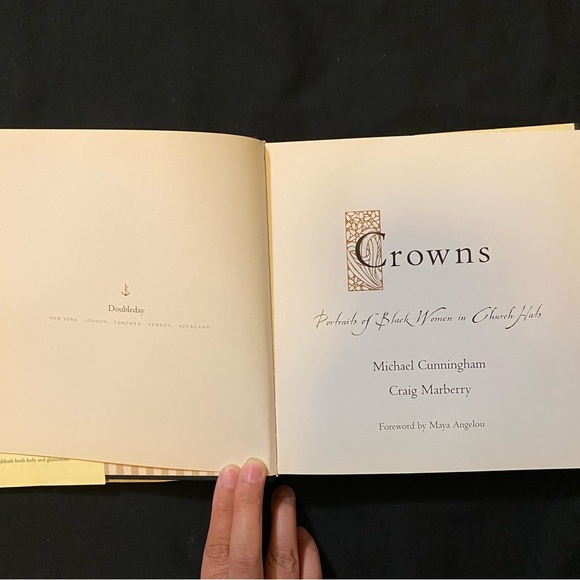 Crowns Portraits of Black Women In Church Hats Forward By Maya Angelou - Picture 4 of 6